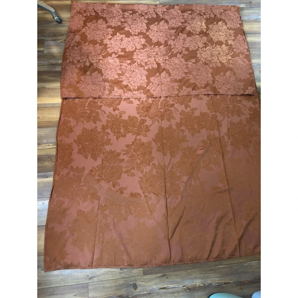 Floral & Fruit Damask‎ Tablecloth In Bronze 55